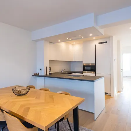 Renovated 2-bedroom In * Ostend