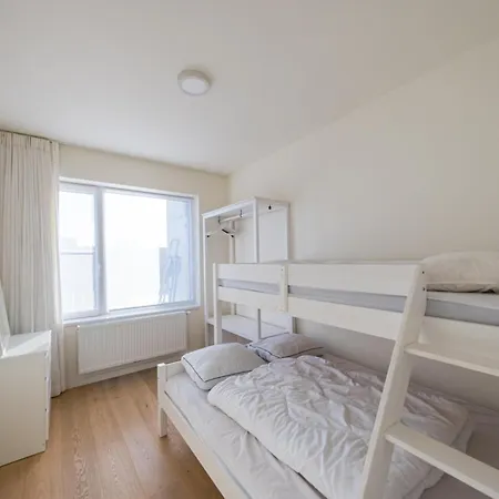 Renovated 2-bedroom In *