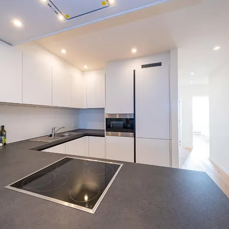 Renovated 2-bedroom In Ostende